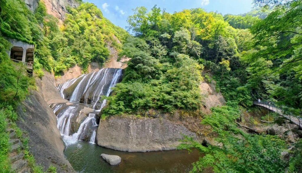 第二観曝台からの袋田の滝
