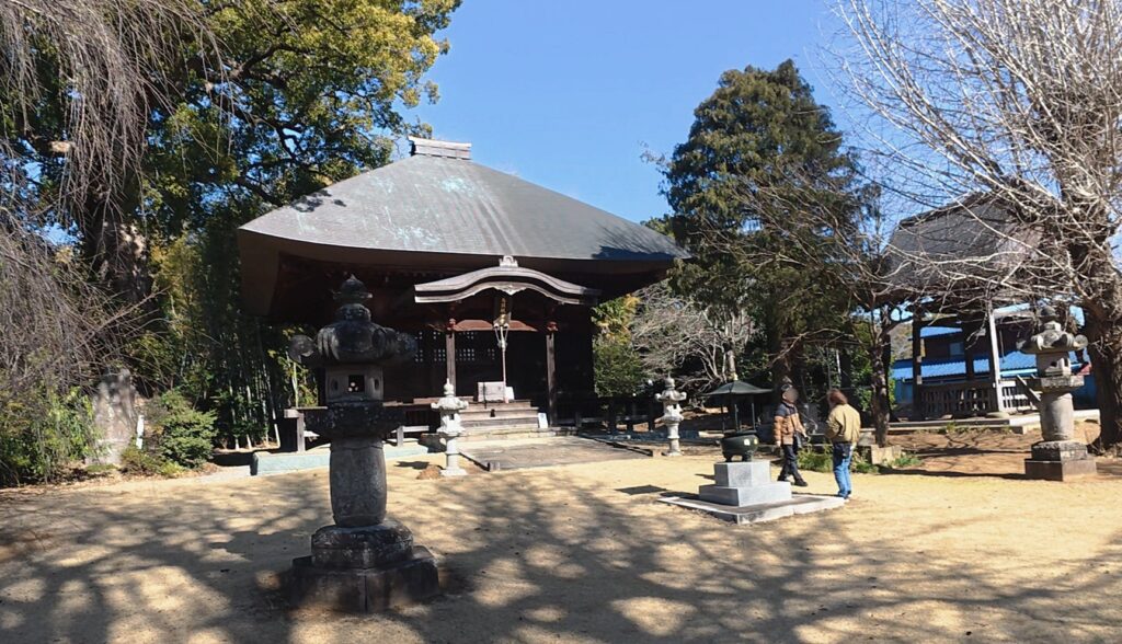 東漸寺境内