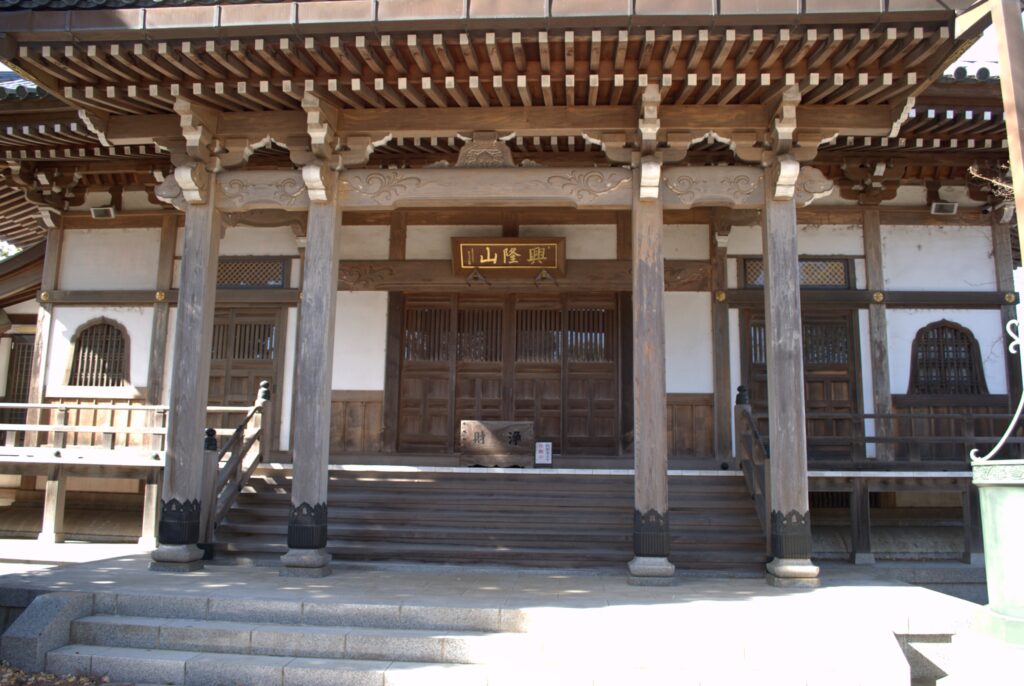 東漸寺本堂