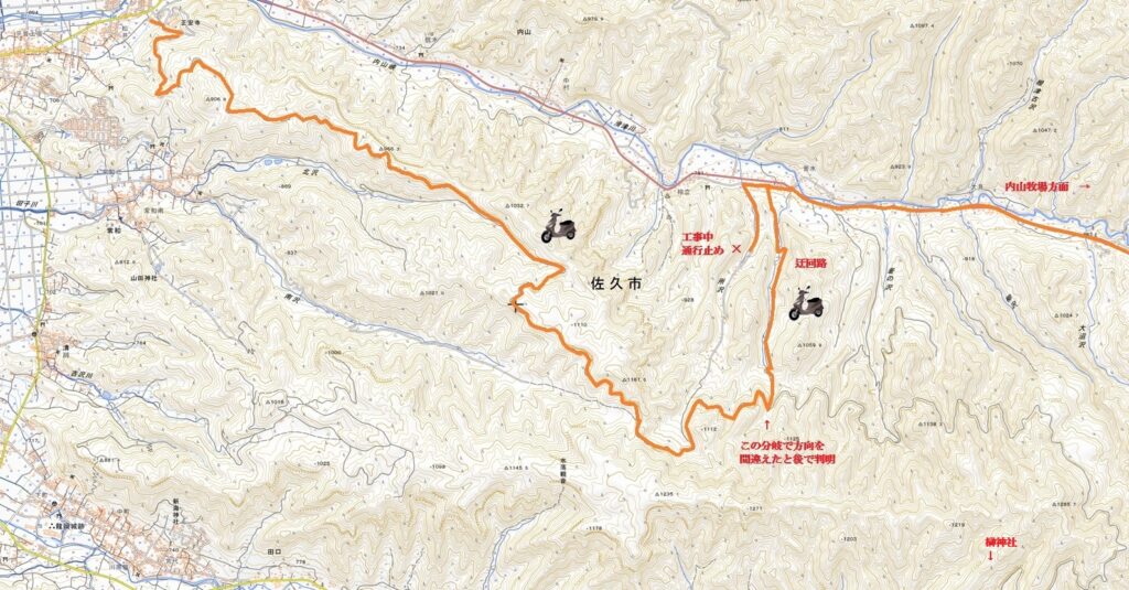 国道254号側から正安寺へ抜けた走行経路と分岐を示す国土地理院図